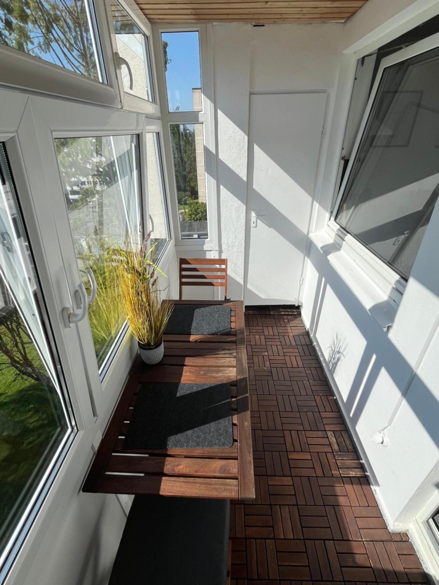 Schoenes Mit Balkon Aggertalsperre